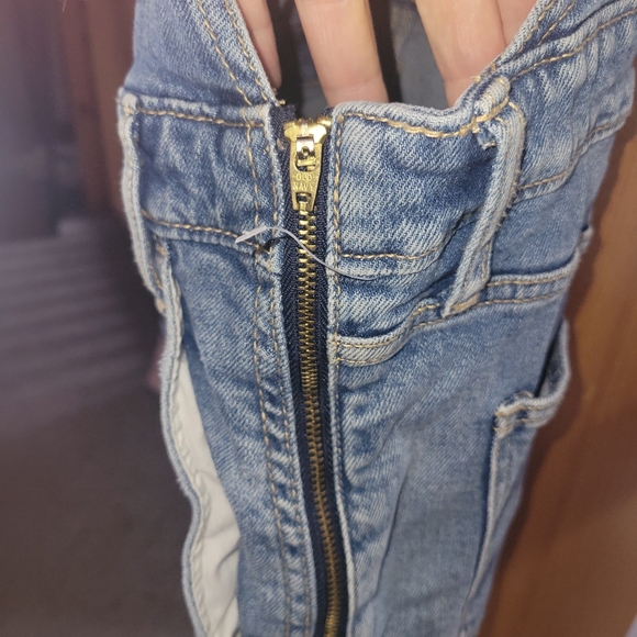 Old Navy distressed overalls NWOT sz 14 -please see description - Picture 3 of 10